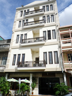 Sinnakhone 外観 Sinnakhone 外観